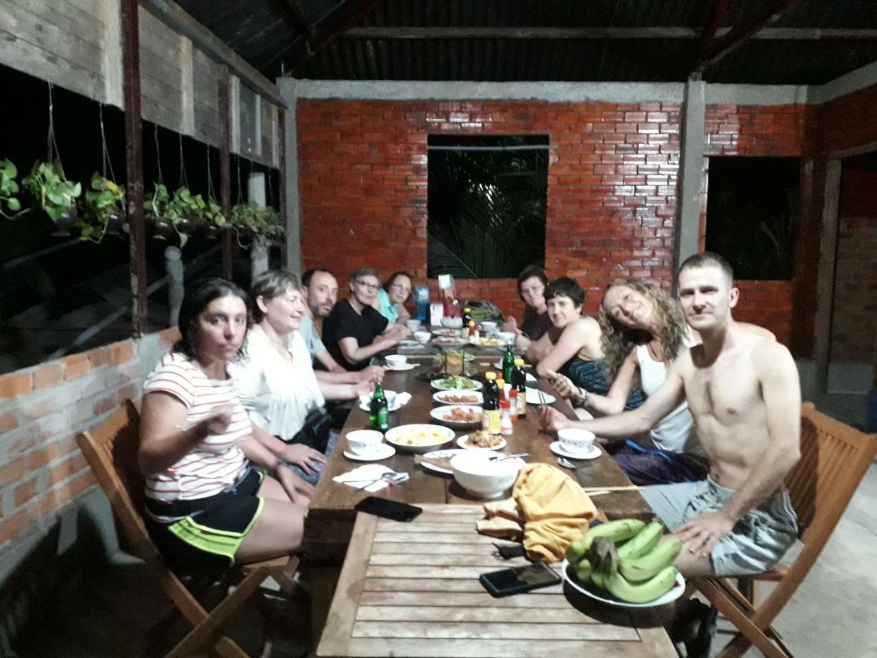 Hong Thai River Side Homestay Ben Tre Екстер'єр фото